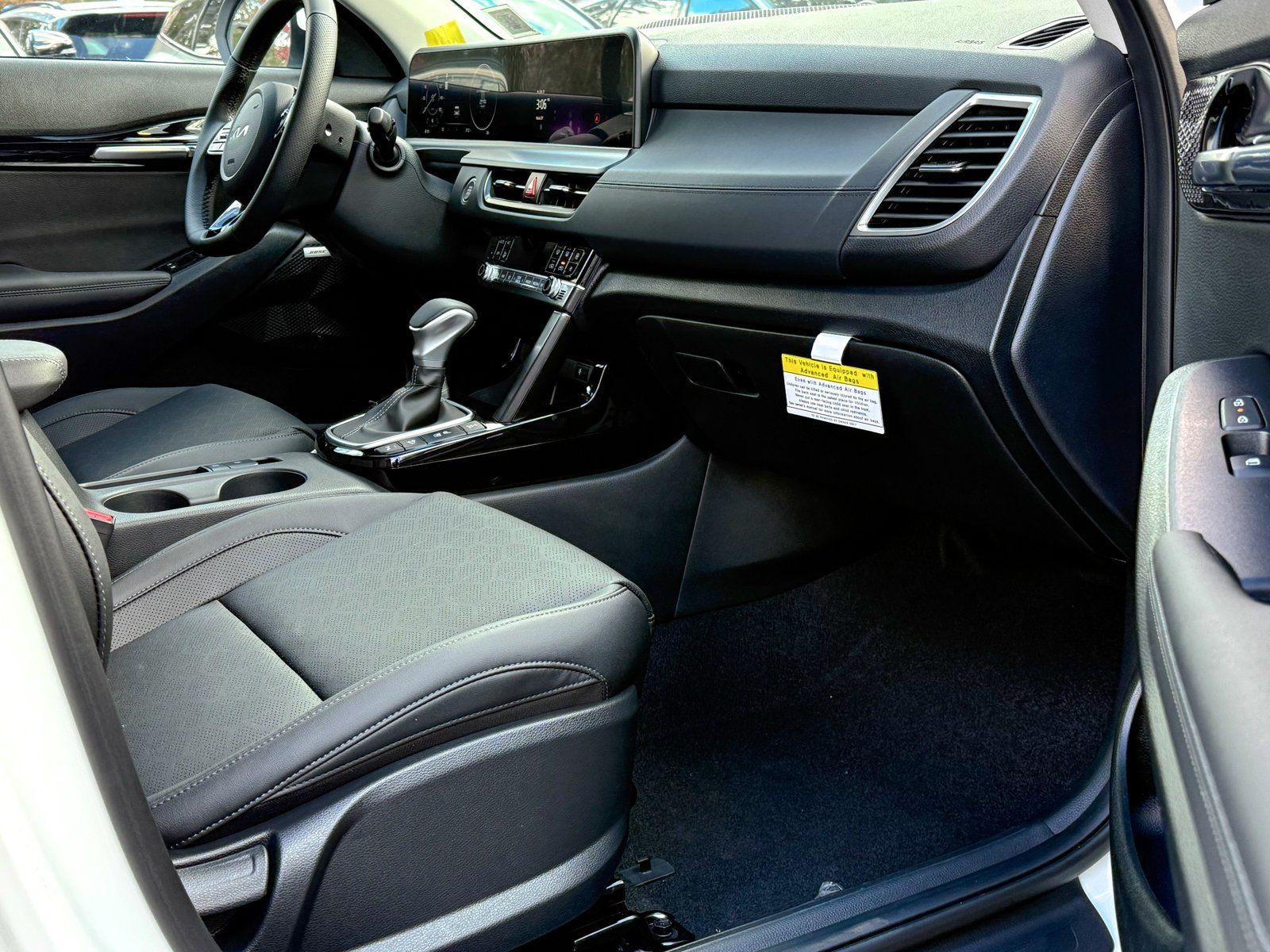 2026 Kia Seltos SX - Photo 9