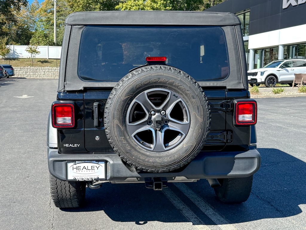 Used 2018 Jeep Wrangler Sport 4x4 SUV
