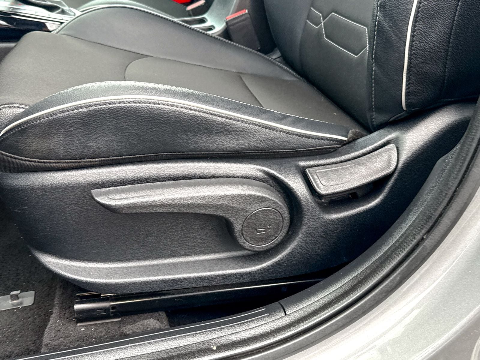 2023 Kia Forte GT-Line - Photo 19