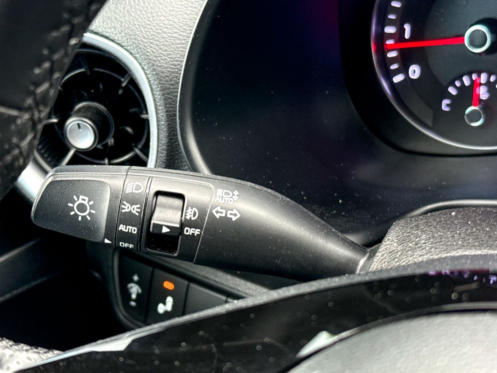 2023 Kia Forte GT-Line - Photo 31