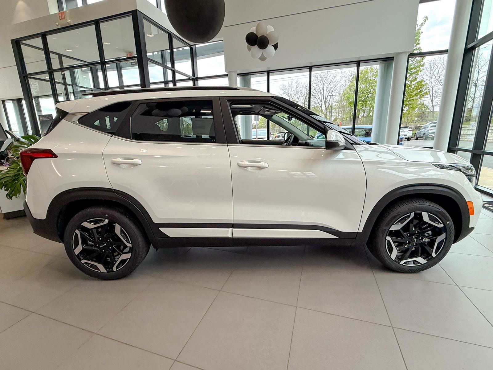 2026 Kia Seltos SX - Photo 7