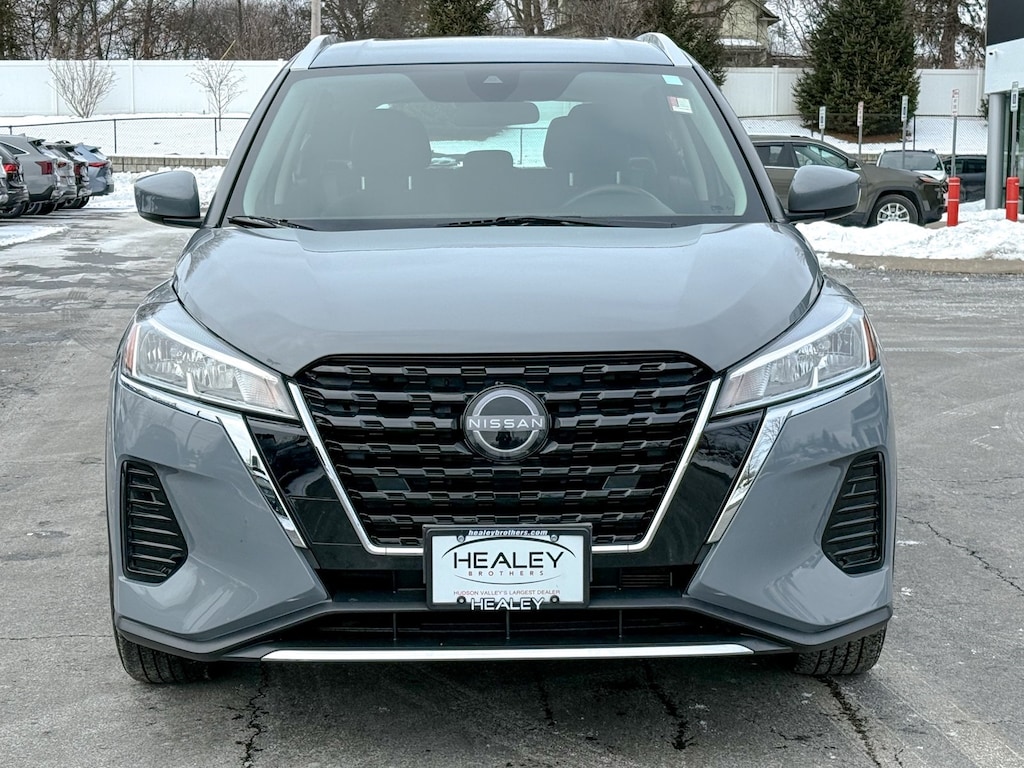 Used 2023 Nissan Kicks SV SUV