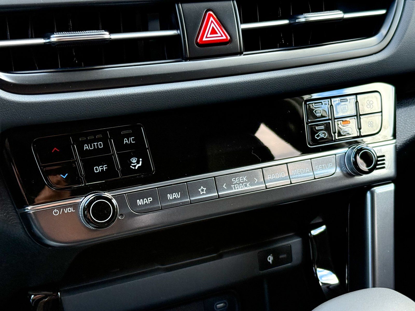 2026 Kia Seltos SX - Photo 19