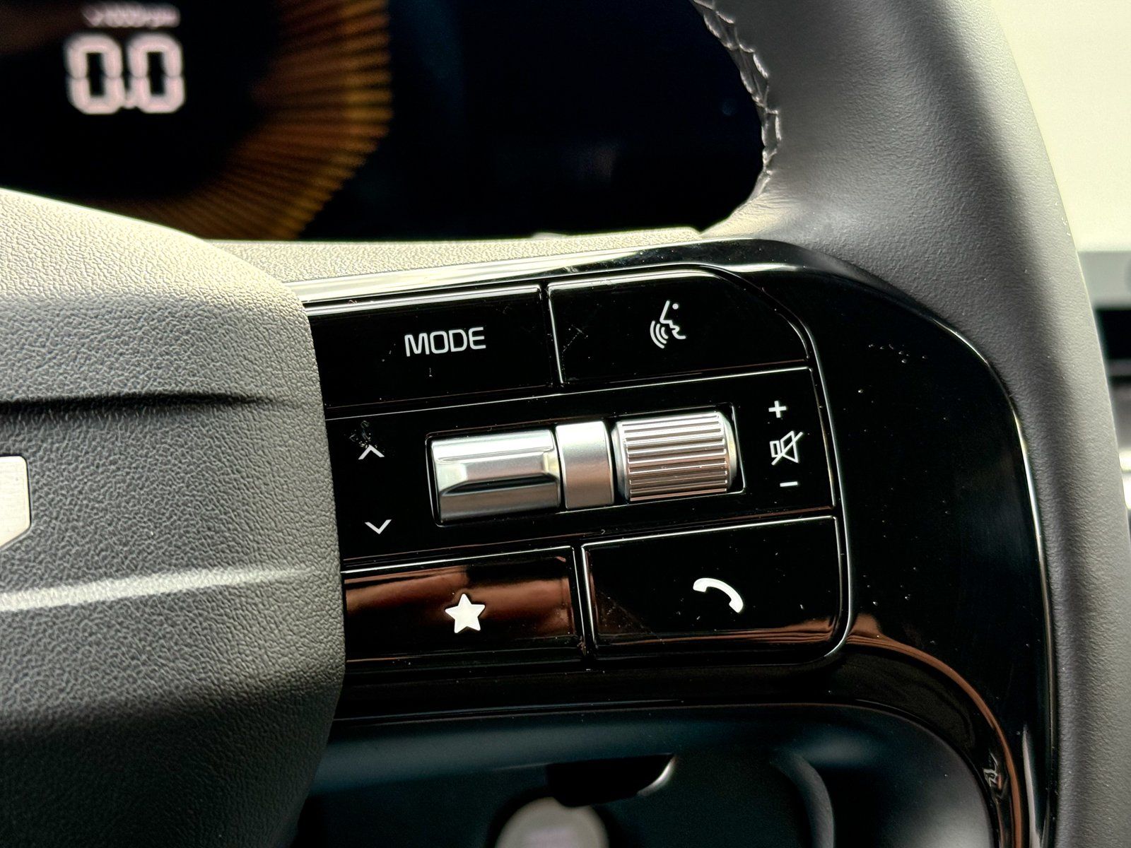 2026 Kia Sorento EX Hybrid - Photo 23