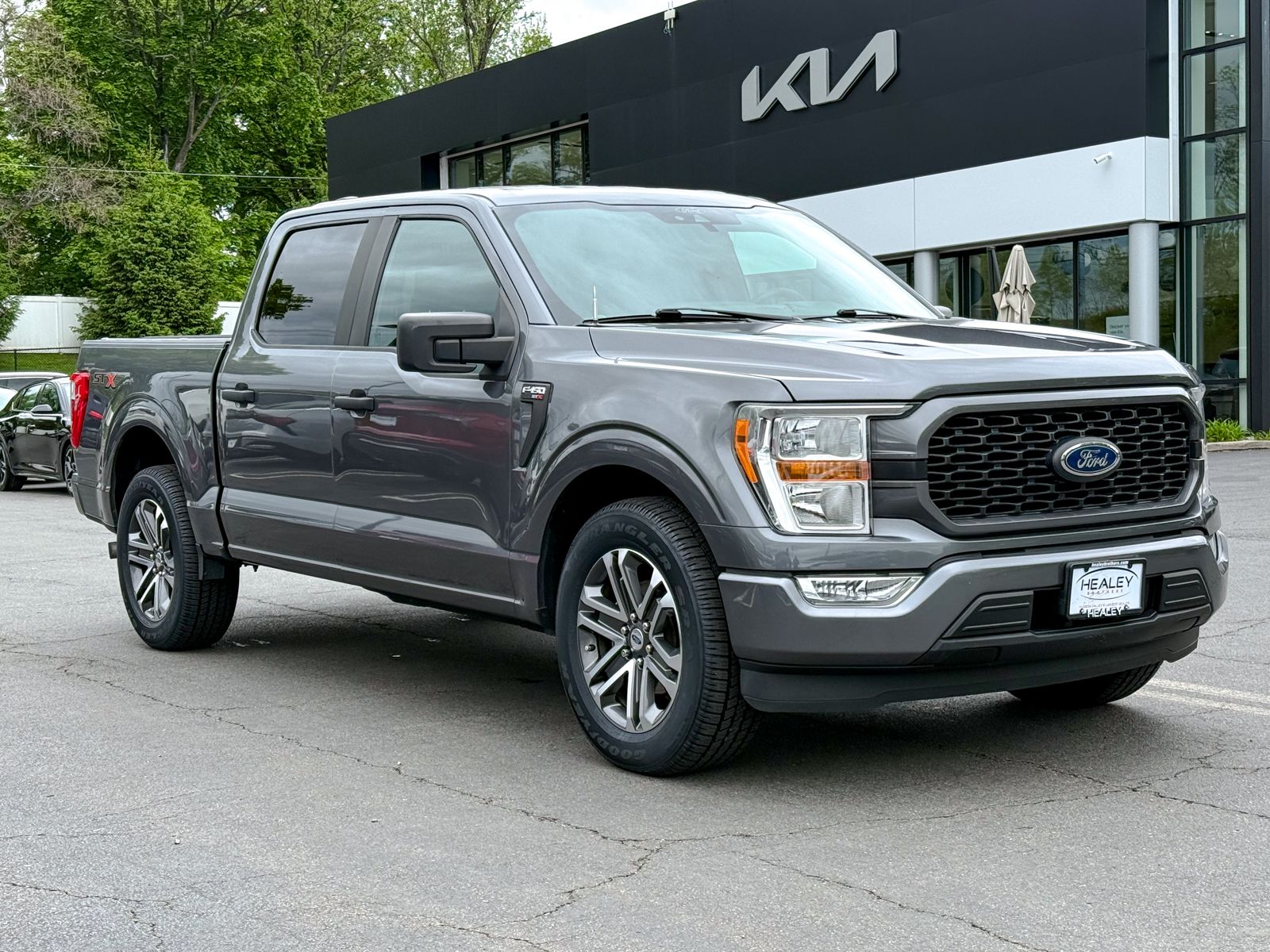 2021 Ford F-150 XL SuperCrew 5-1/2 Box's photo