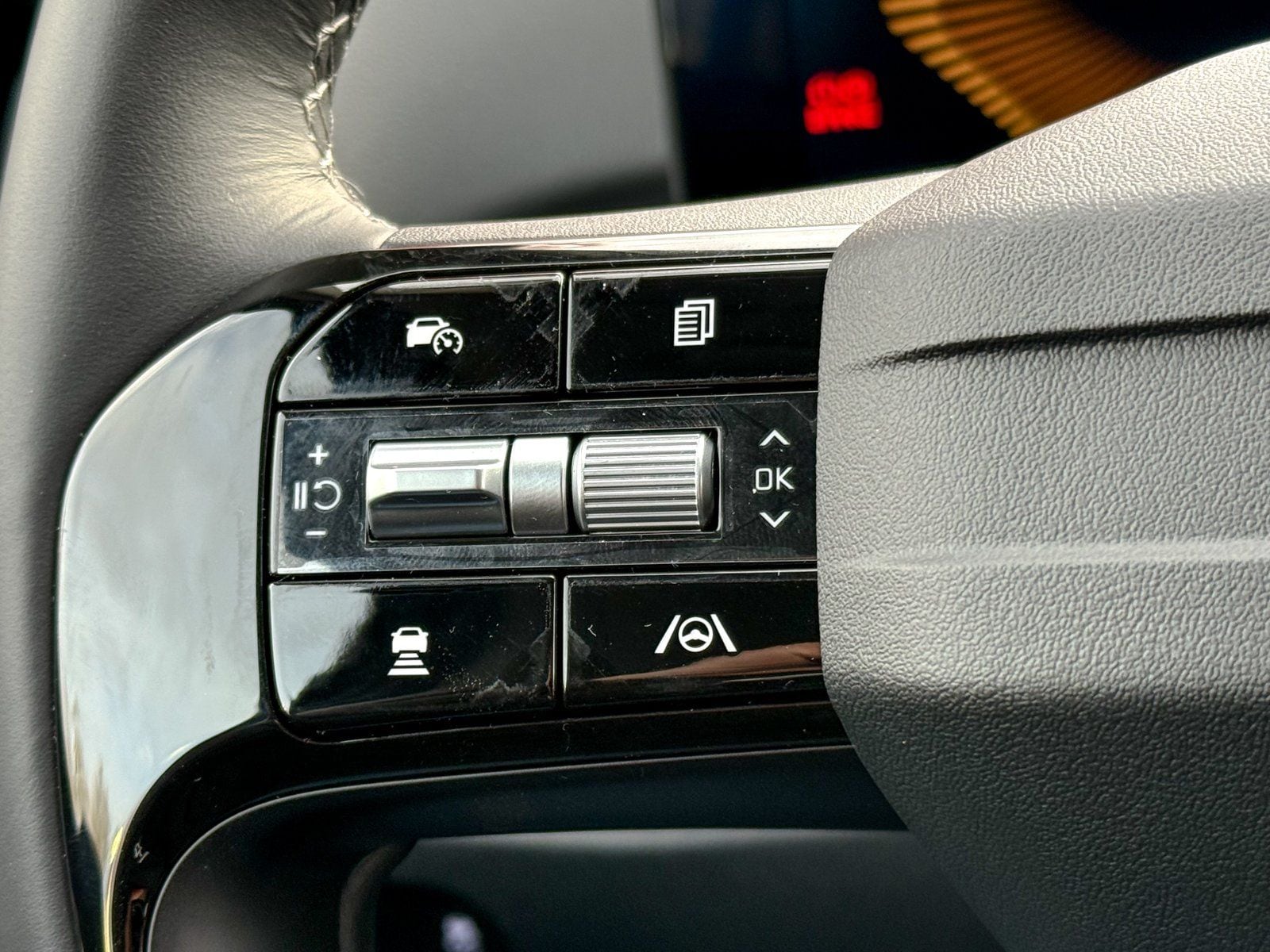 2026 Kia Sorento X-Line EX - Photo 26