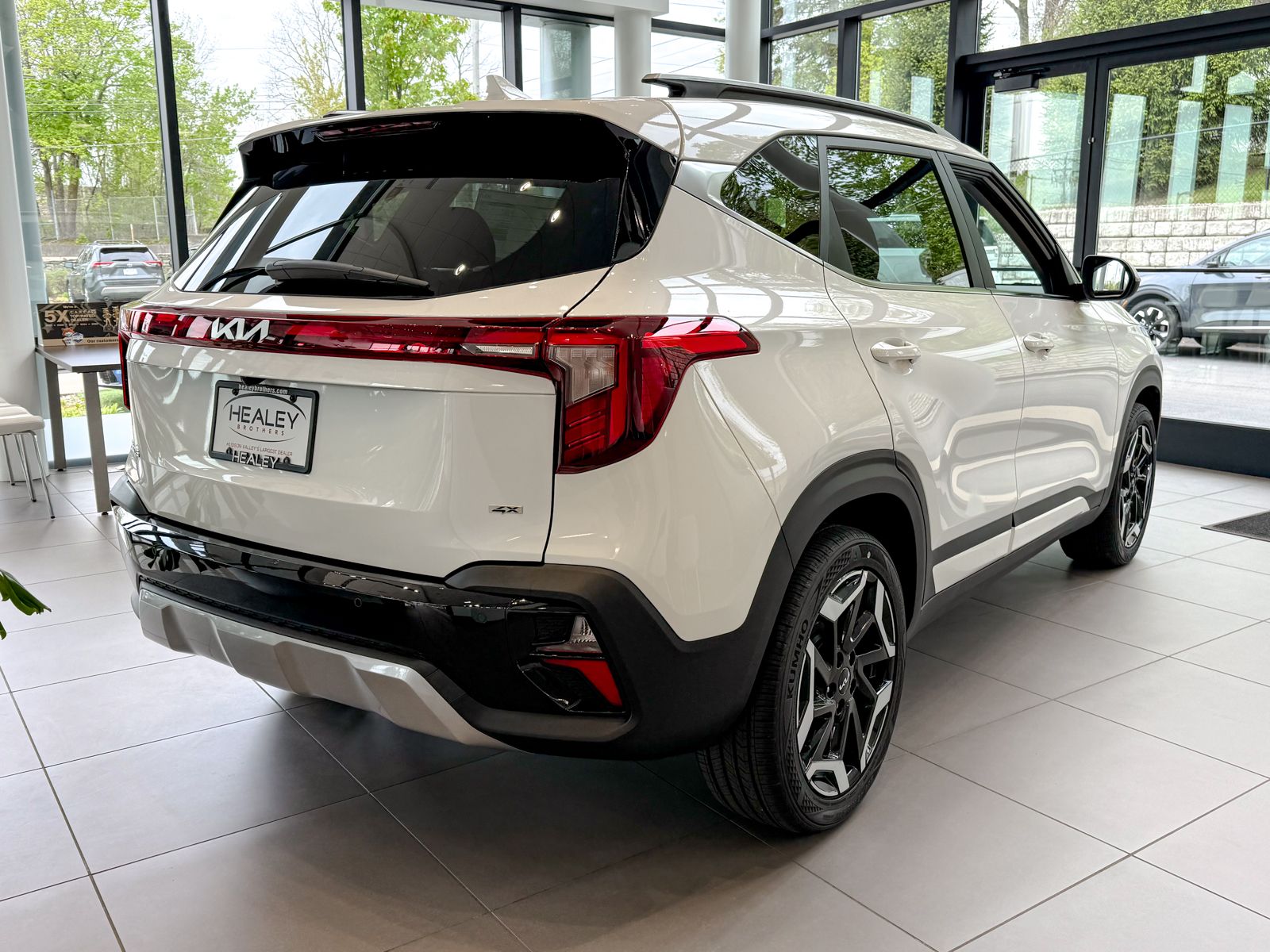 2026 Kia Seltos SX - Photo 6