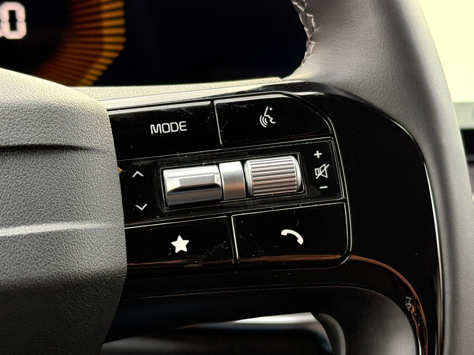 2026 Kia Sorento X-Line EX - Photo 25