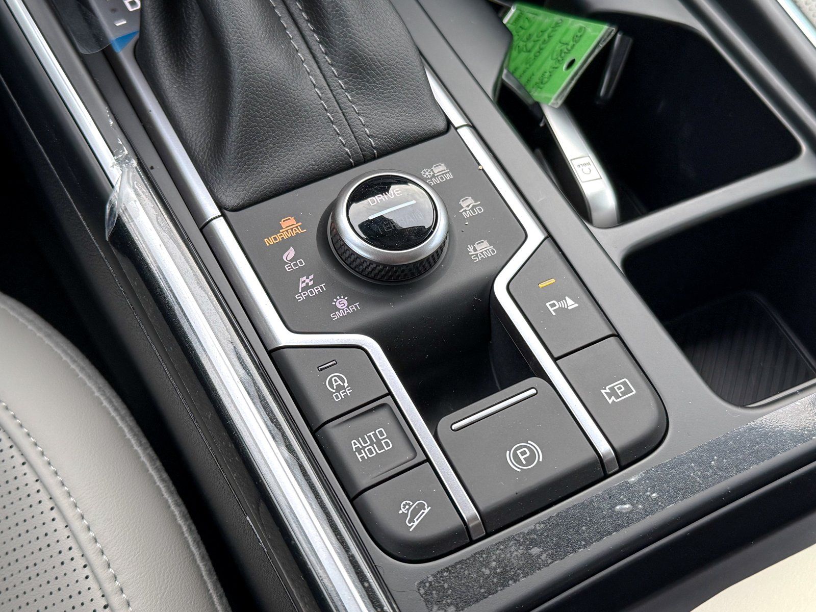 2026 Kia Sorento S - Photo 23