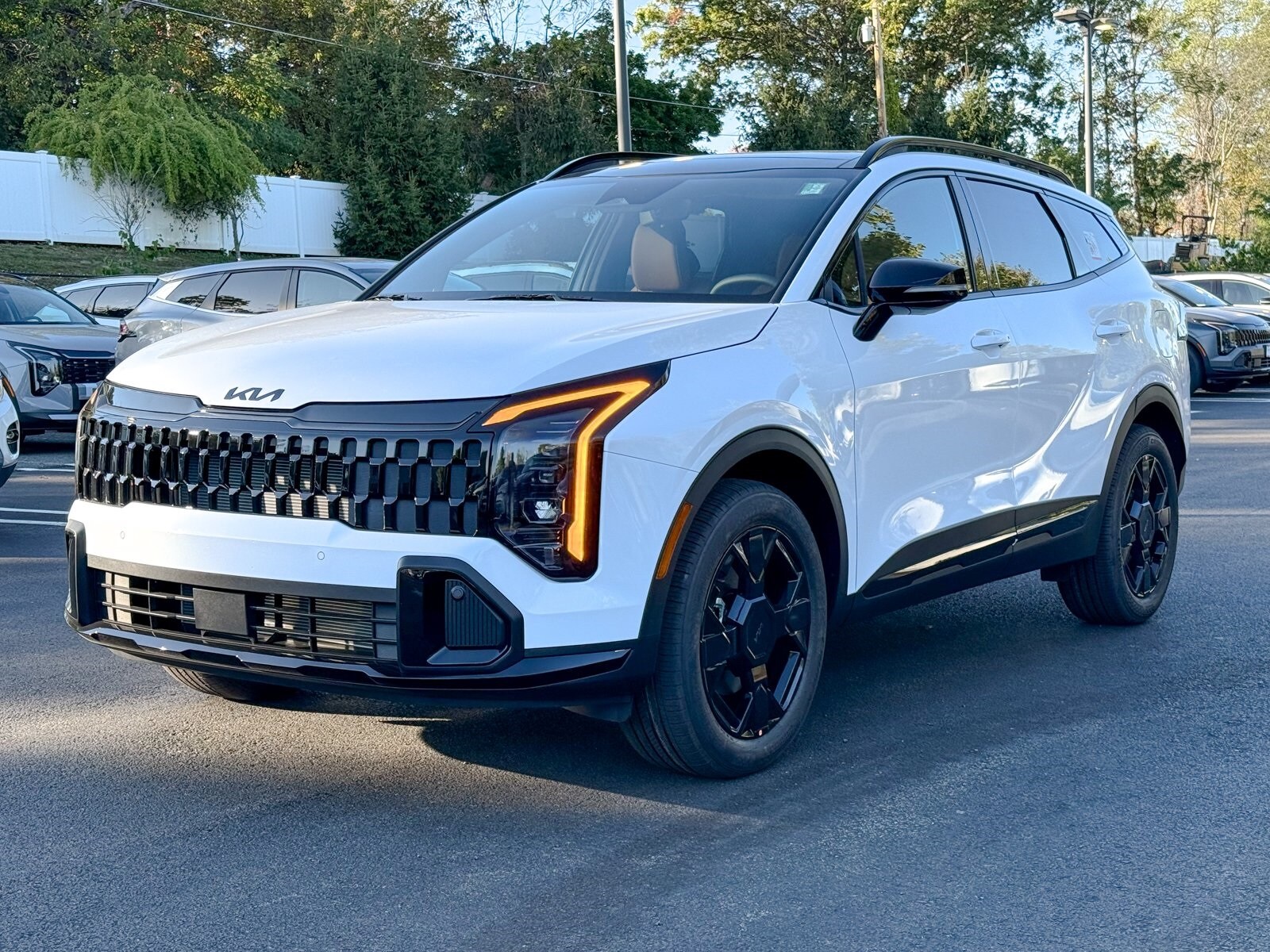 2026 Kia Sportage X-Line photo 3