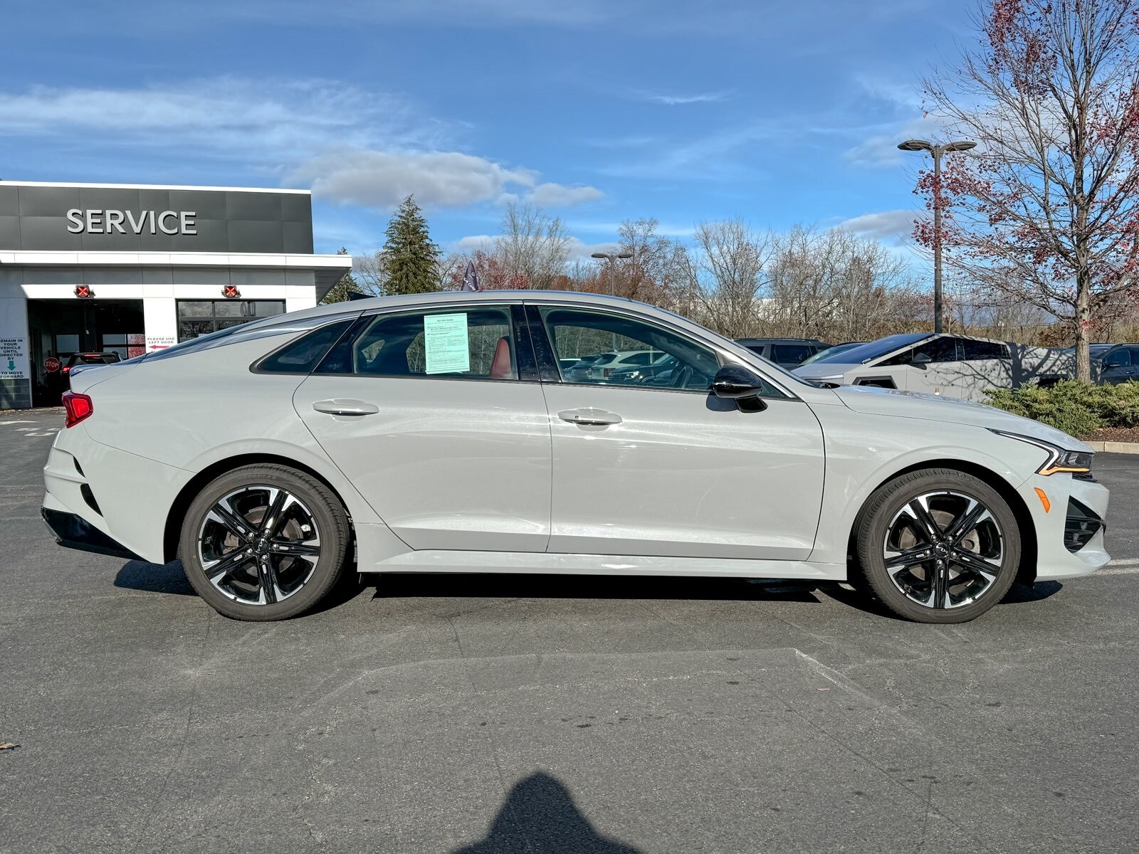 2023 Kia K5 GT-Line photo 3