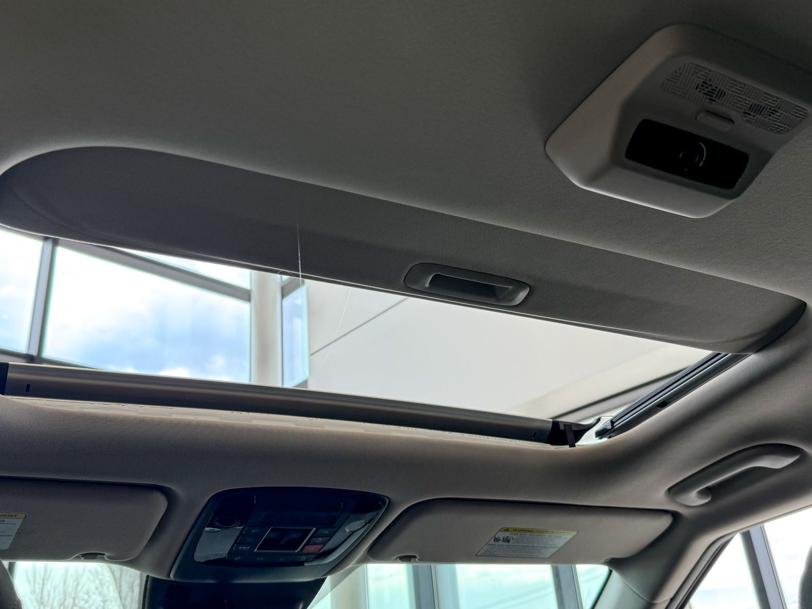 2026 Kia Carnival SX Prestige - Photo 37