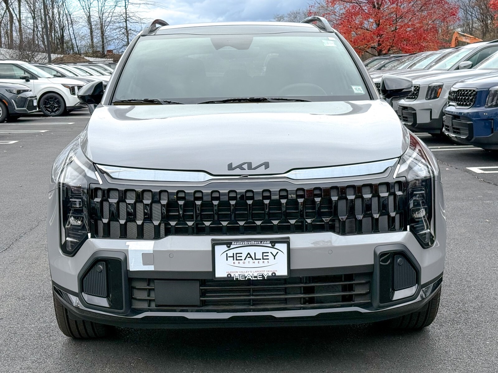 2026 Kia Sportage Plug-In Hybrid X-Line photo 2