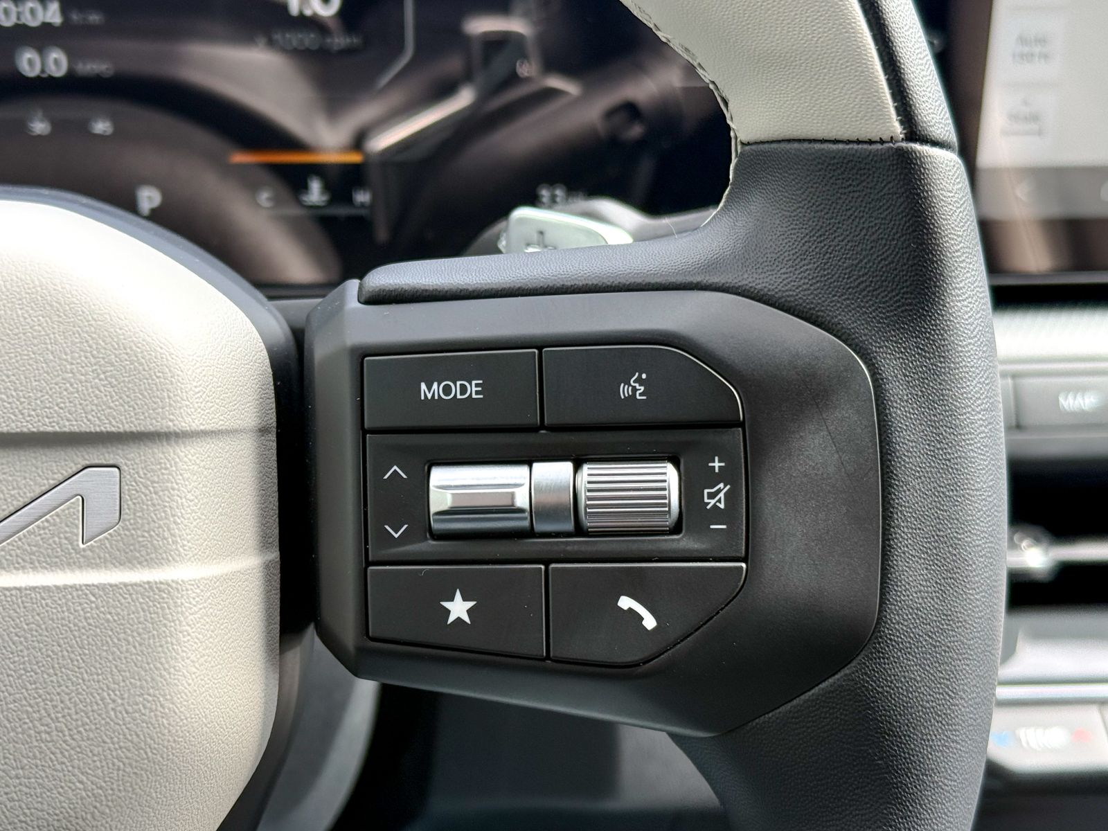 2026 Kia K4 GT-Line Turbo - Photo 28