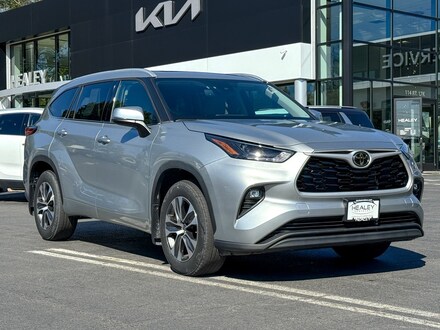 2022 Toyota Highlander XLE SUV