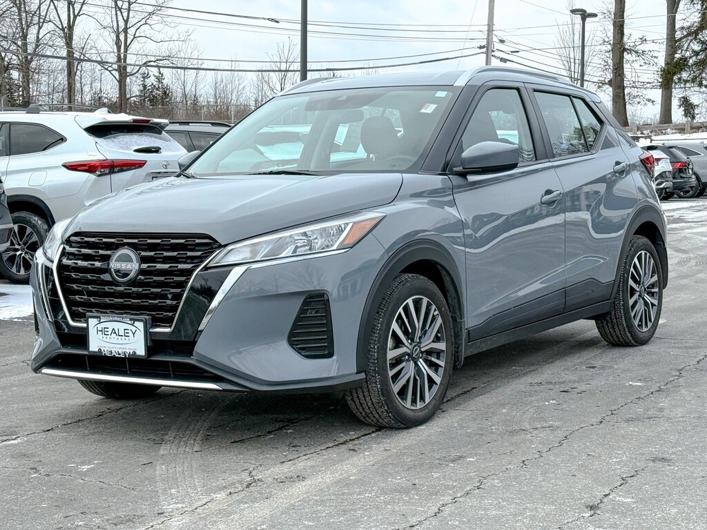 Used 2023 Nissan Kicks SV SUV