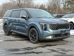 2026 Kia Carnival SX Van Passenger Van