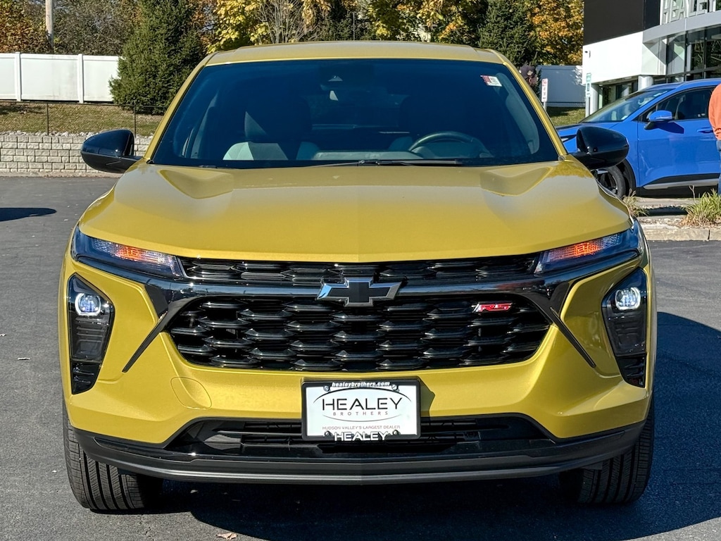 Used 2024 Chevrolet Trax 1RS SUV