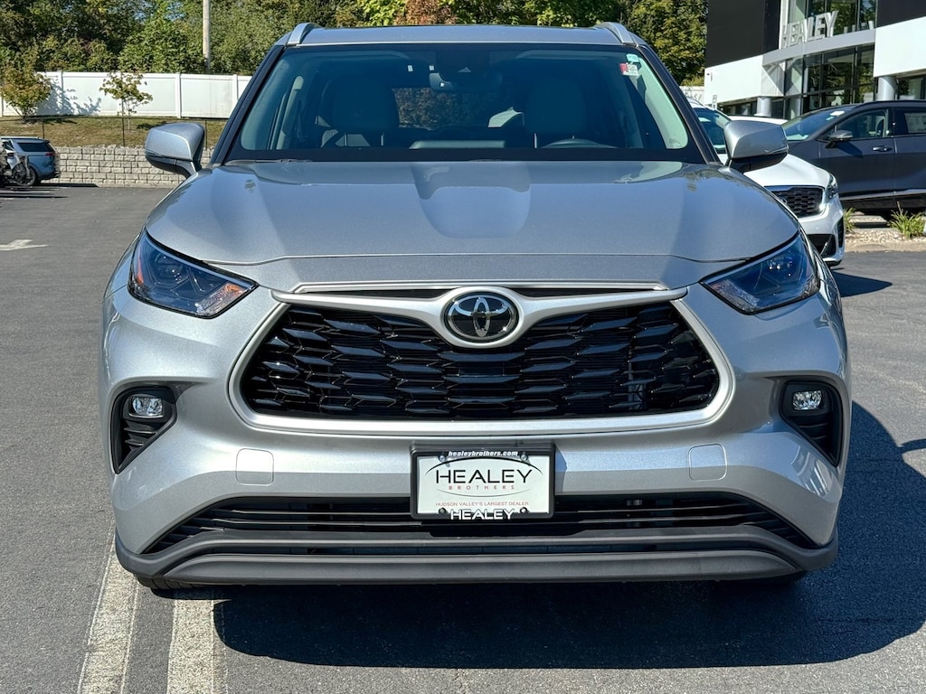 Used 2022 Toyota Highlander XLE SUV