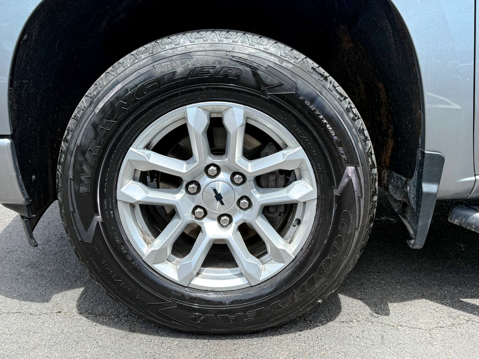 2023 Chevrolet Silverado 1500 RST - Photo 11