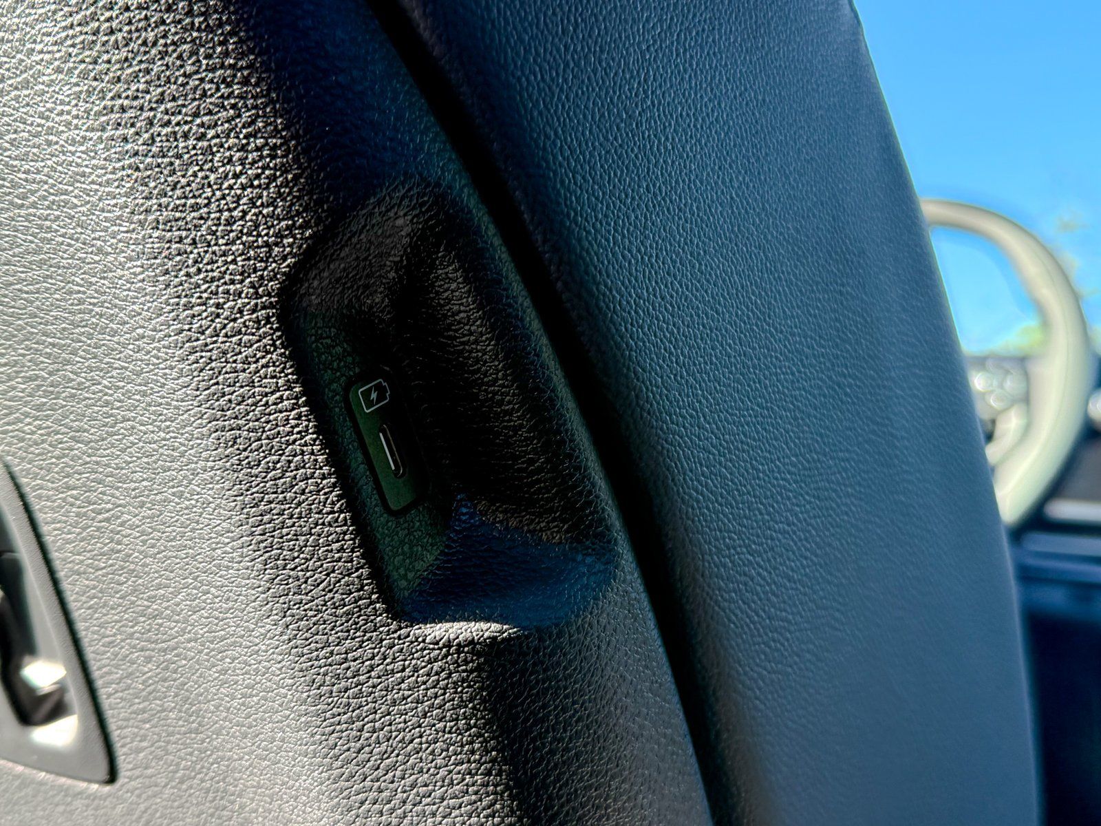 2026 Kia Sportage X-Line Hybrid - Photo 38