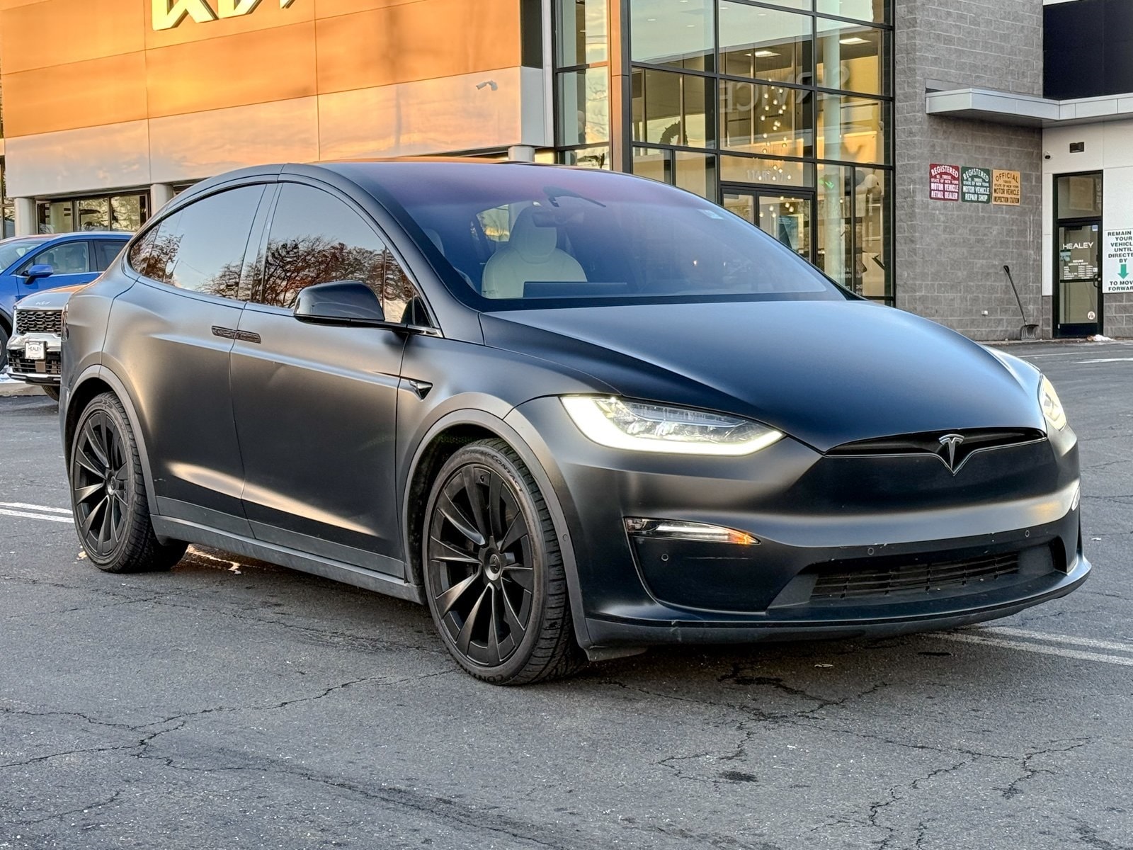 2022 Tesla Model X Plaid's photo