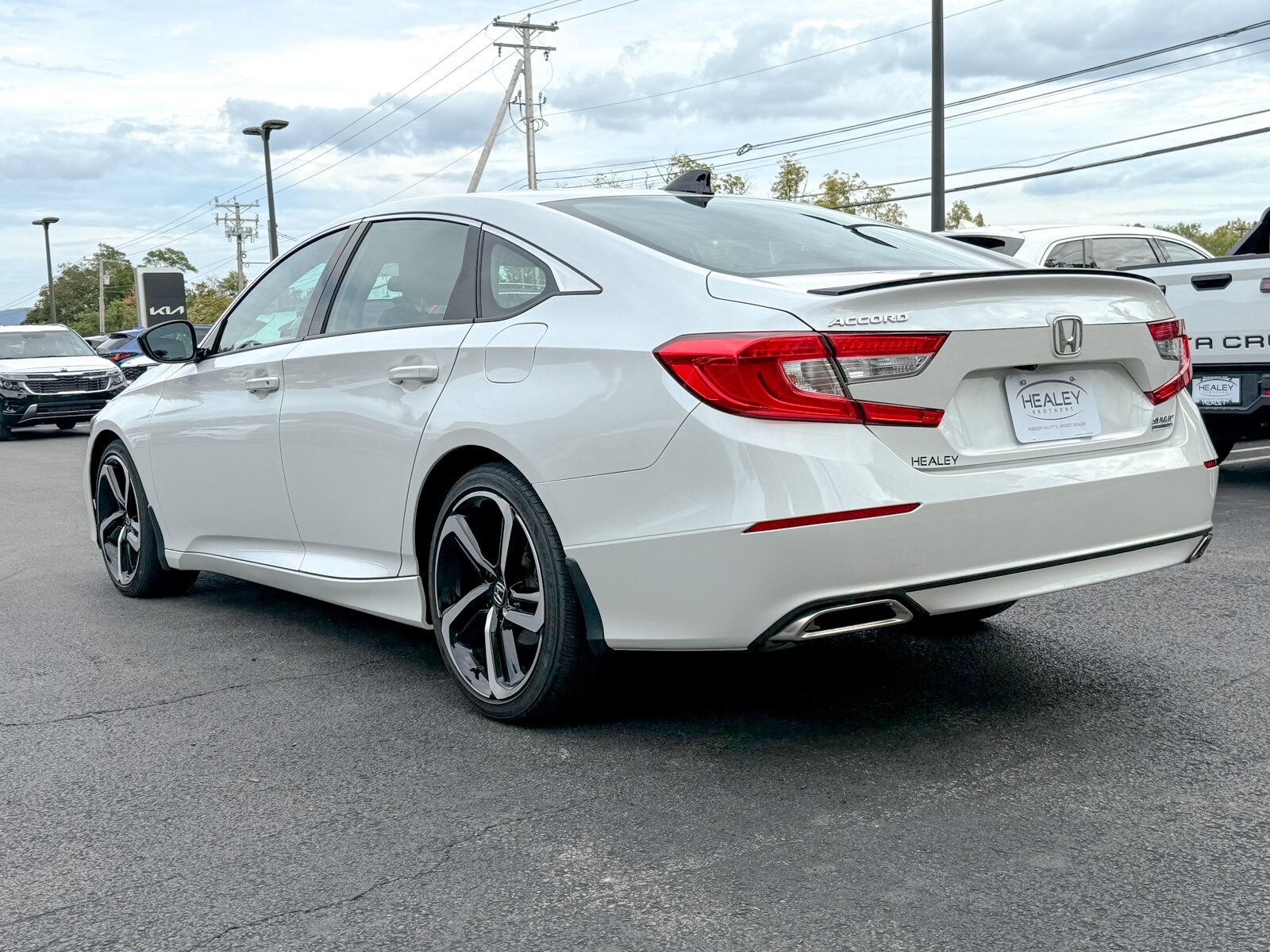 2022 Honda Accord Sport SE 1.5T photo 2