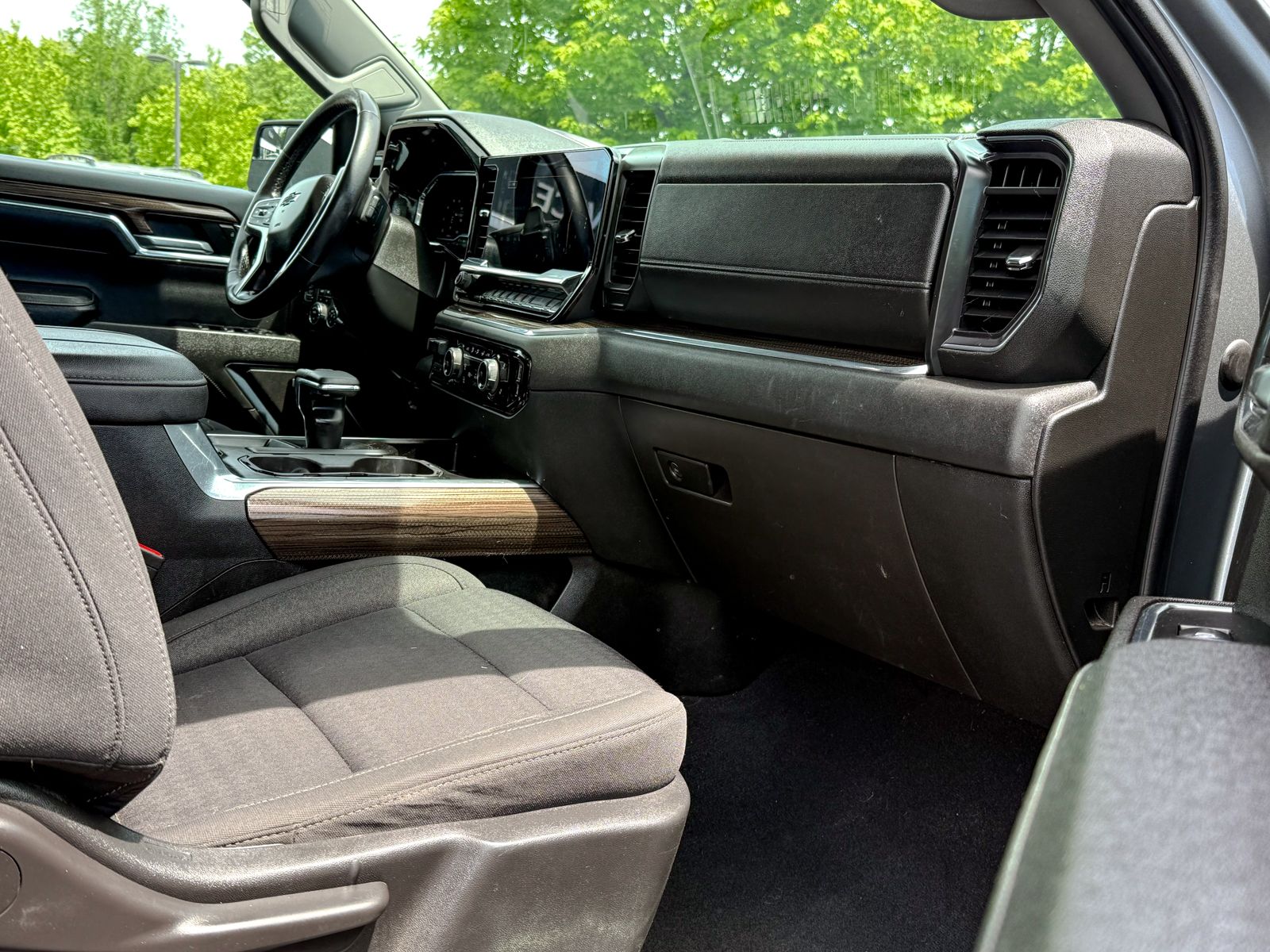2023 Chevrolet Silverado 1500 RST - Photo 13