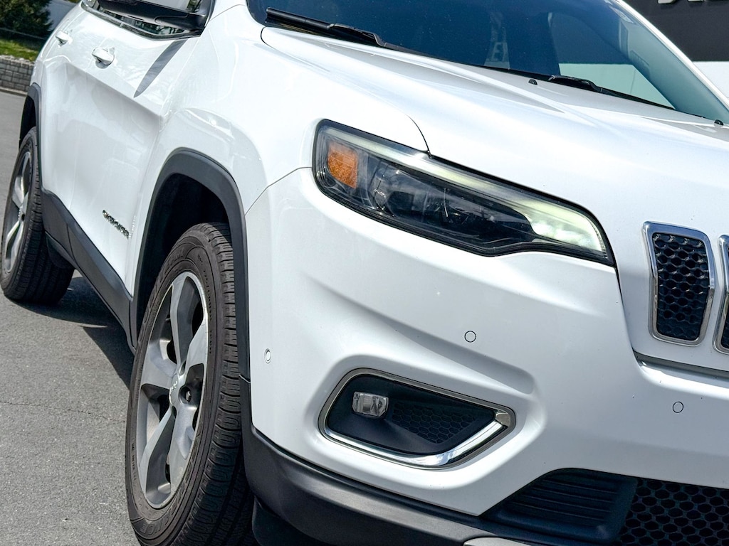 Used 2021 Jeep Cherokee Limited SUV