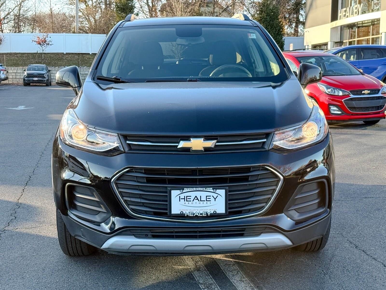 2019 Chevrolet Trax LT photo 2