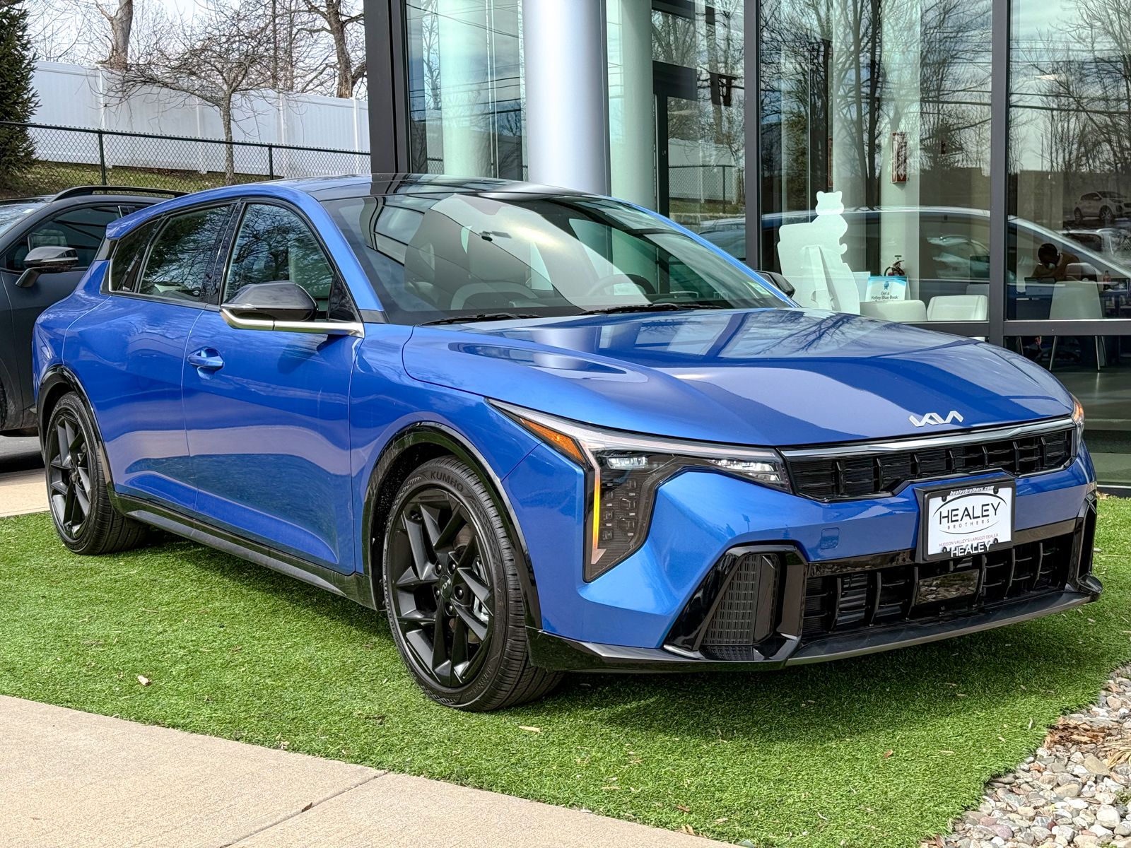 2026 Kia K4 GT-Line Turbo AT Hatchback's photo