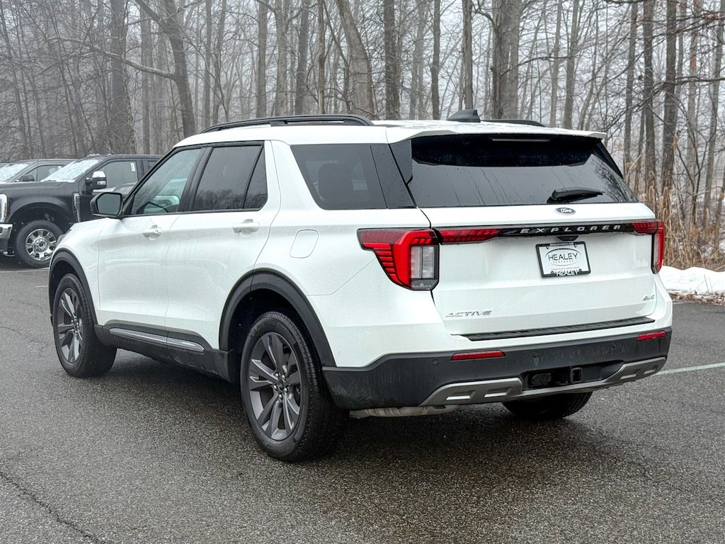 Used 2025 Ford Explorer Active SUV
