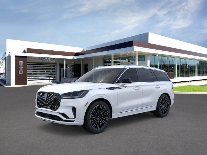 2026 Lincoln Aviator Black Label AWD's photo