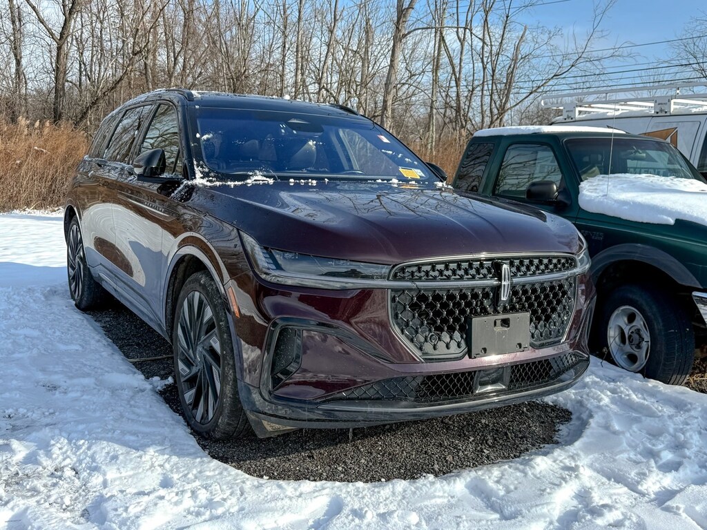 Used 2024 Lincoln Nautilus Reserve SUV