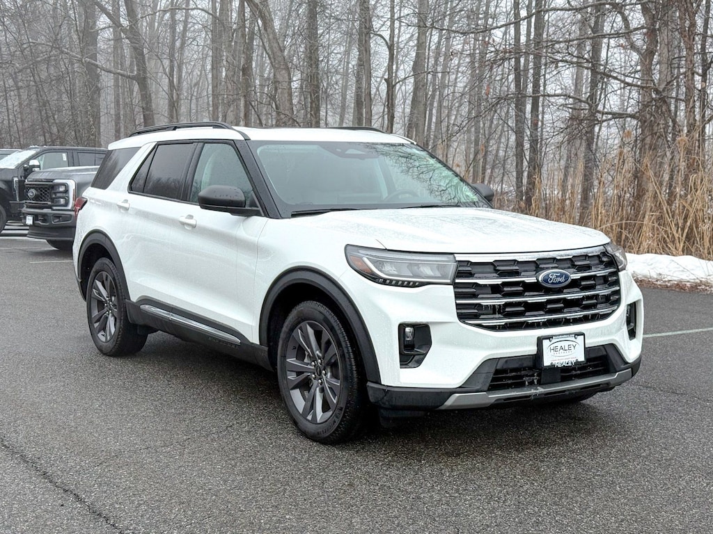 Used 2025 Ford Explorer Active SUV