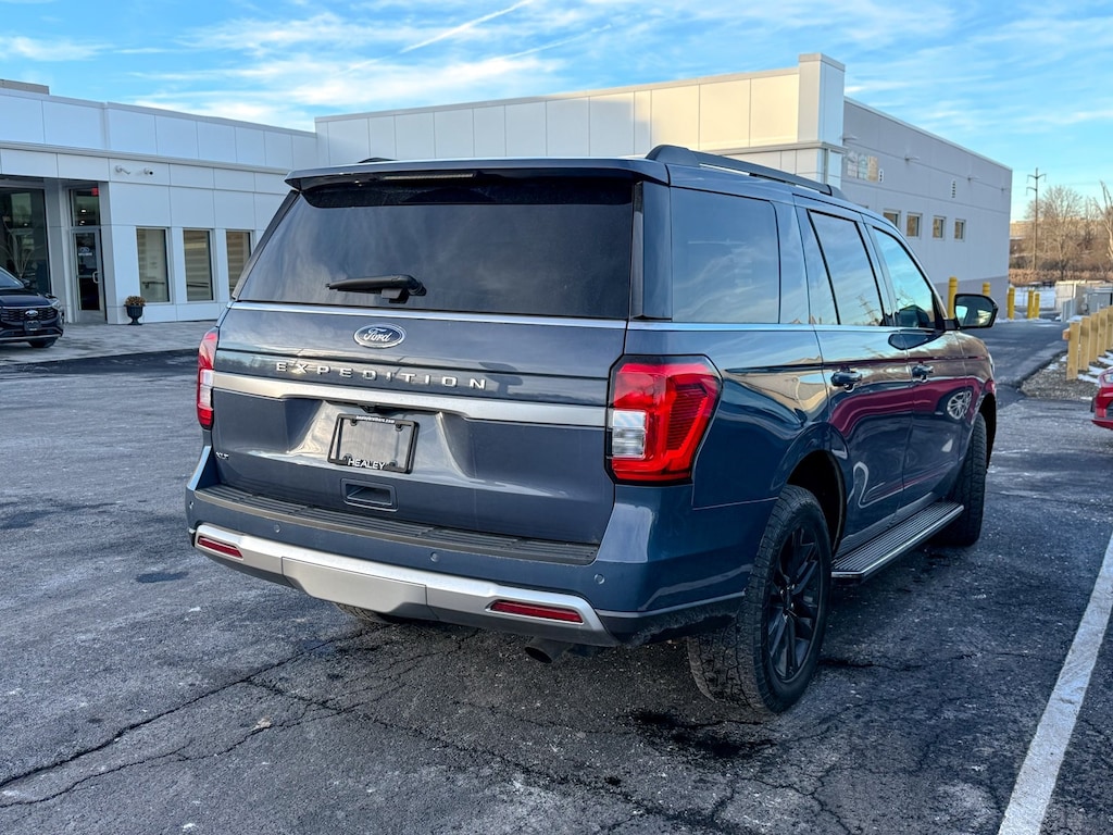 Used 2023 Ford Expedition XLT SUV