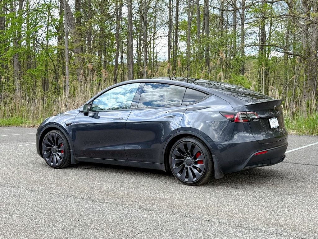Used 2024 Tesla Model Y Performance SUV