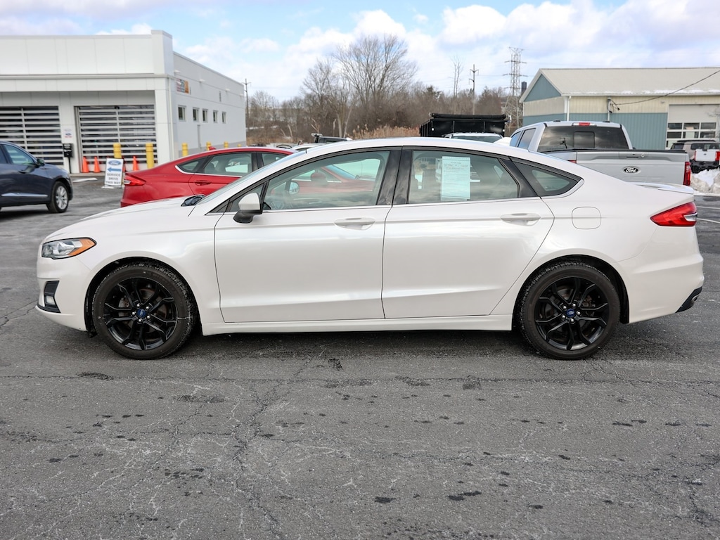 Certified 2019 Ford Fusion SE Sedan