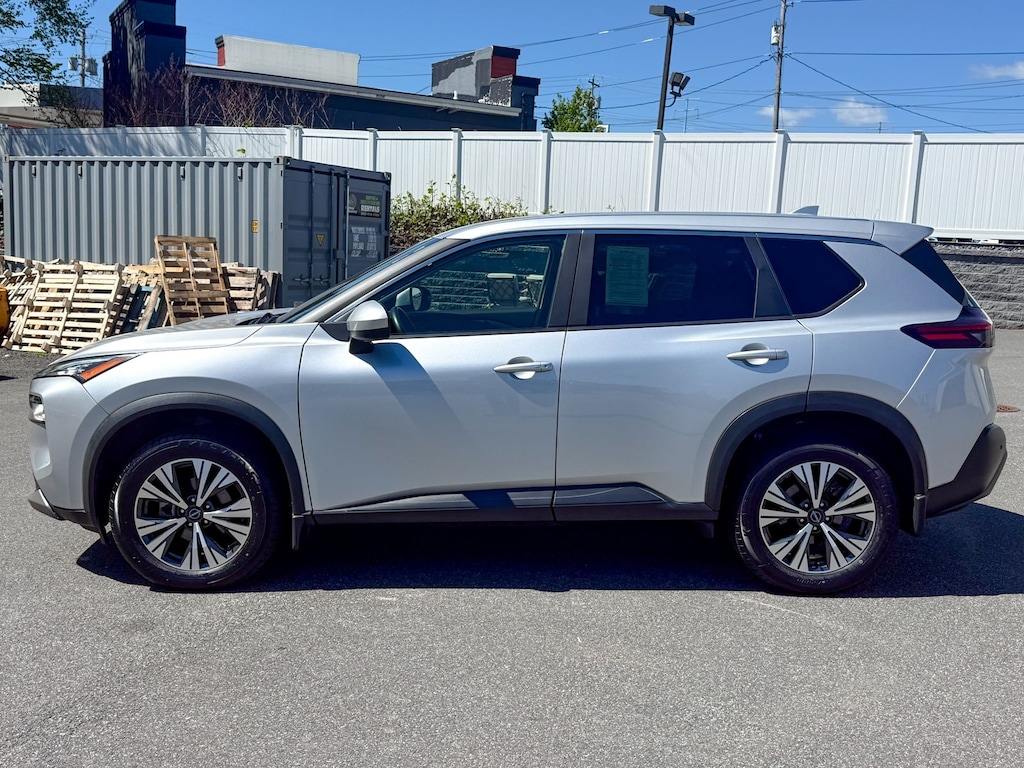 Used 2023 Nissan Rogue SV SUV