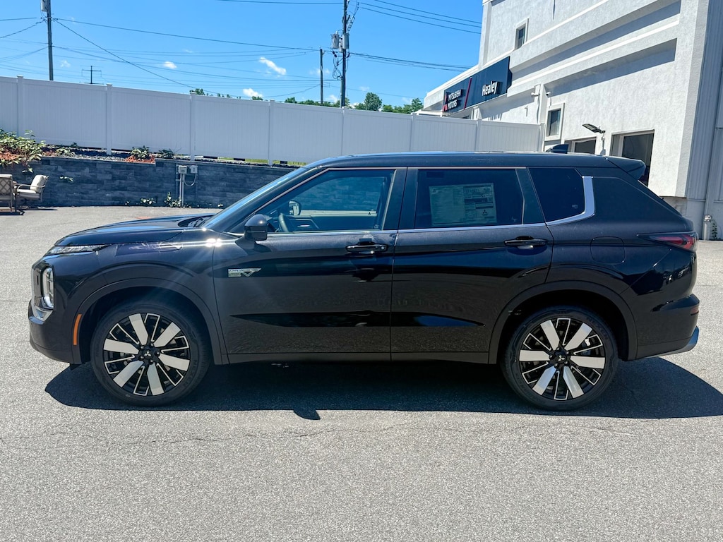 New 2026 Mitsubishi Outlander Phev SE SUV