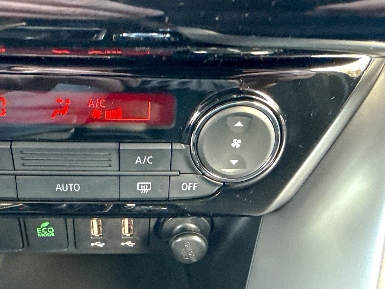 2026 Mitsubishi Eclipse Cross LE - Photo 36