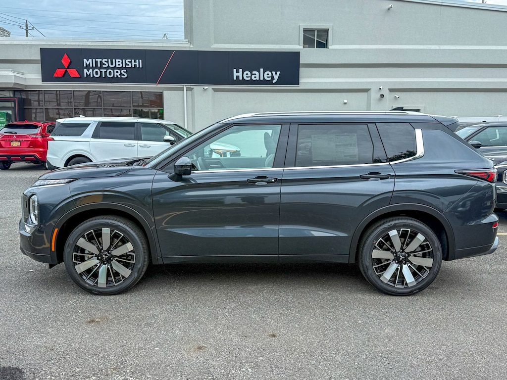 New 2026 Mitsubishi Outlander SUV