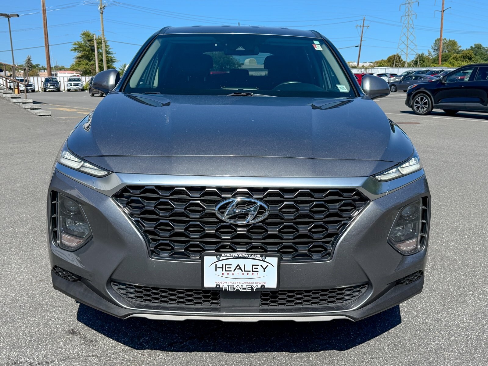2019 Hyundai Santa Fe SE photo 4