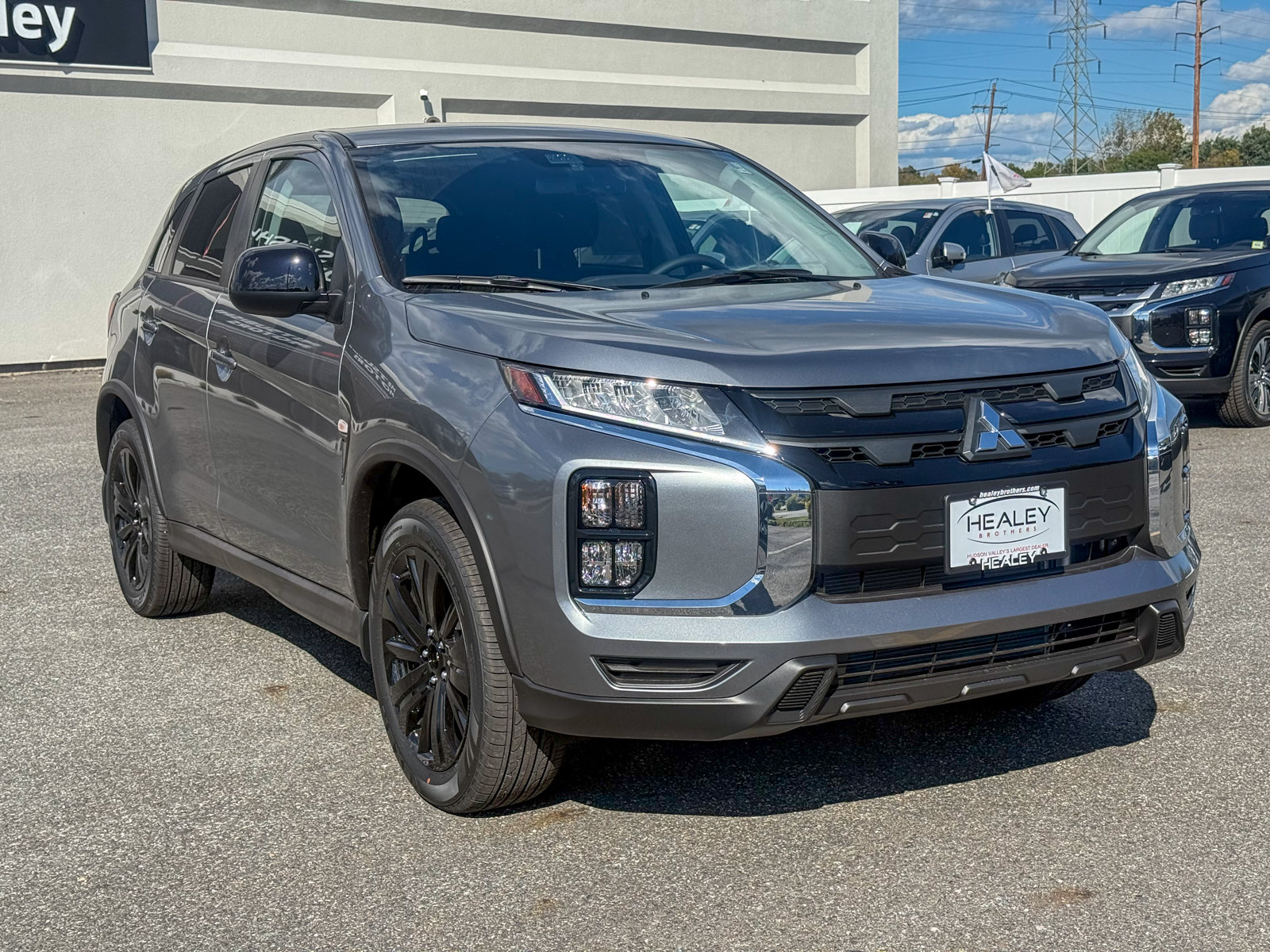 2027 Mitsubishi Outlander Sport LE