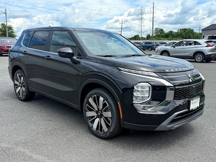 2025 Mitsubishi Outlander SUV