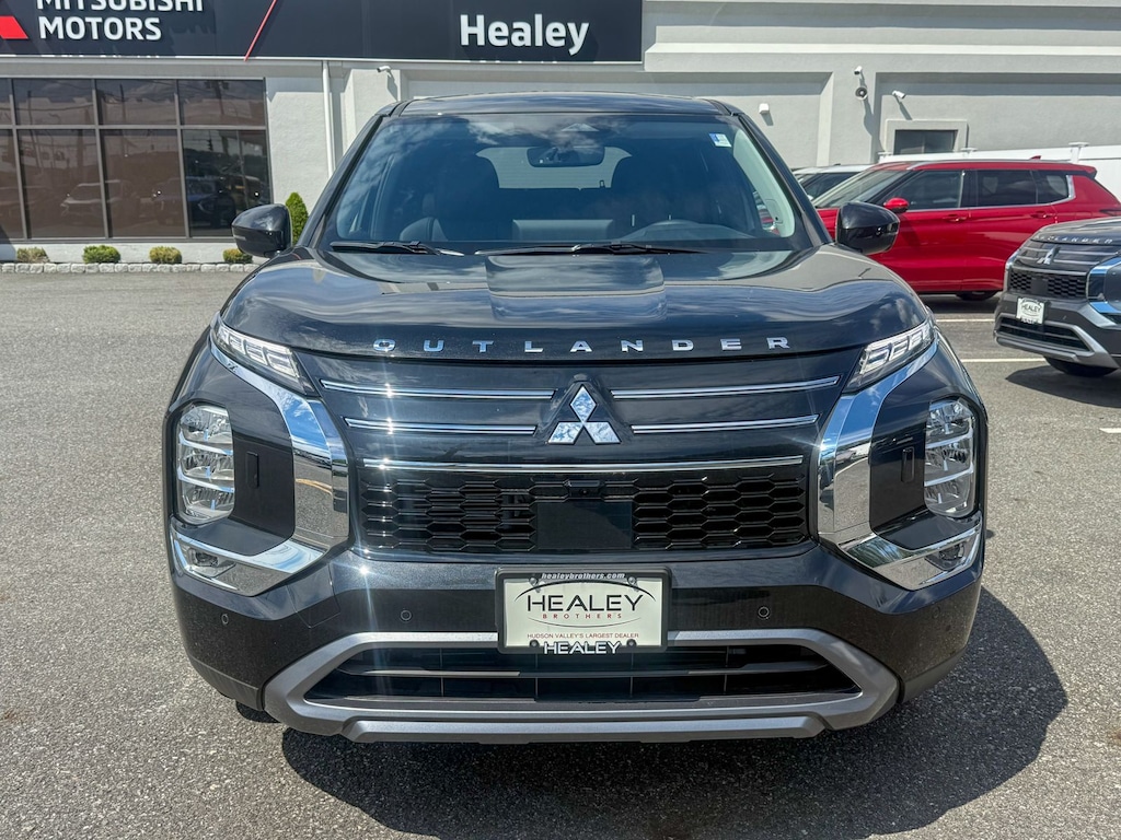 New 2026 Mitsubishi Outlander SE SUV