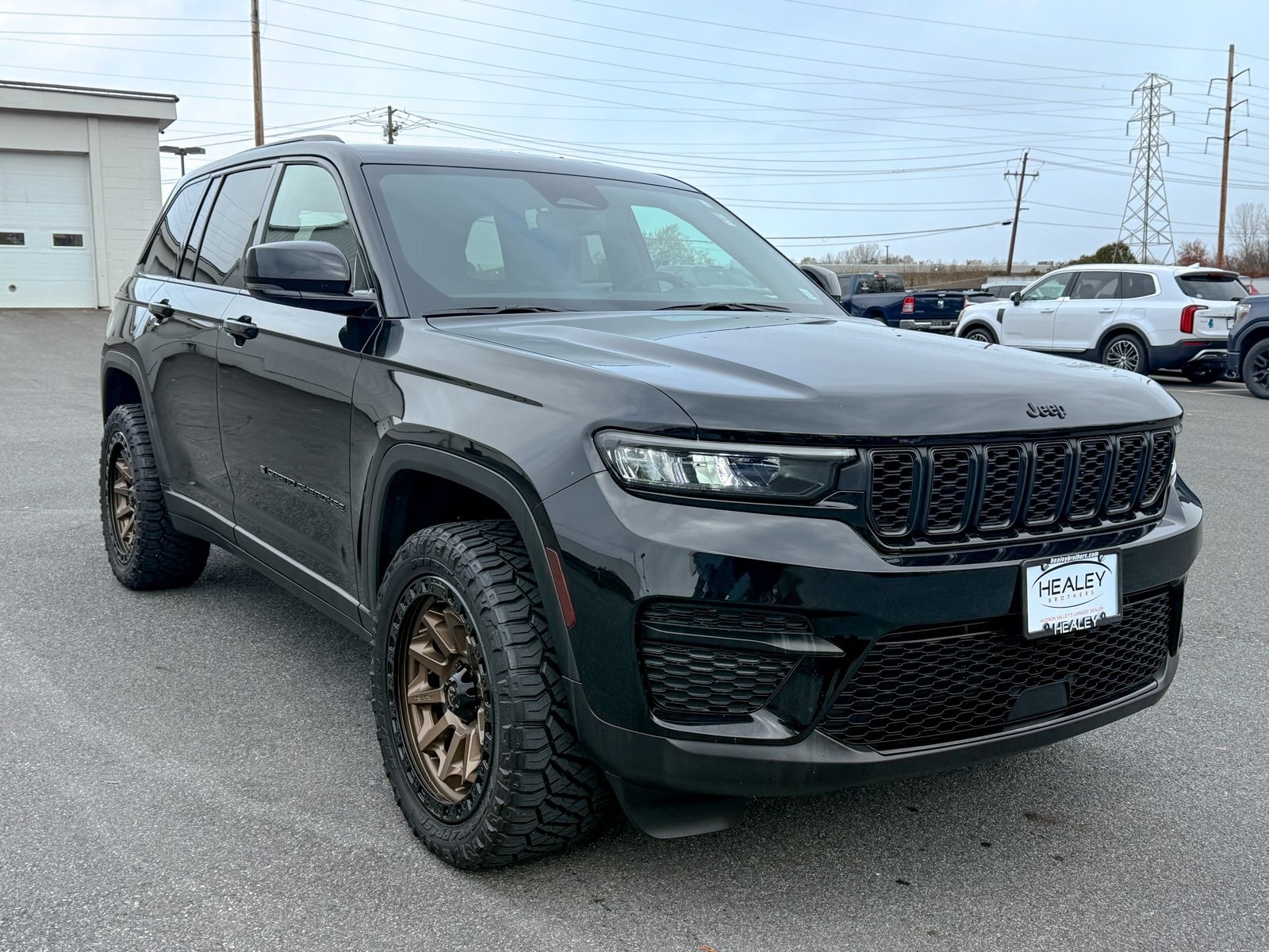 2024 Jeep Grand Cherokee Altitude's photo