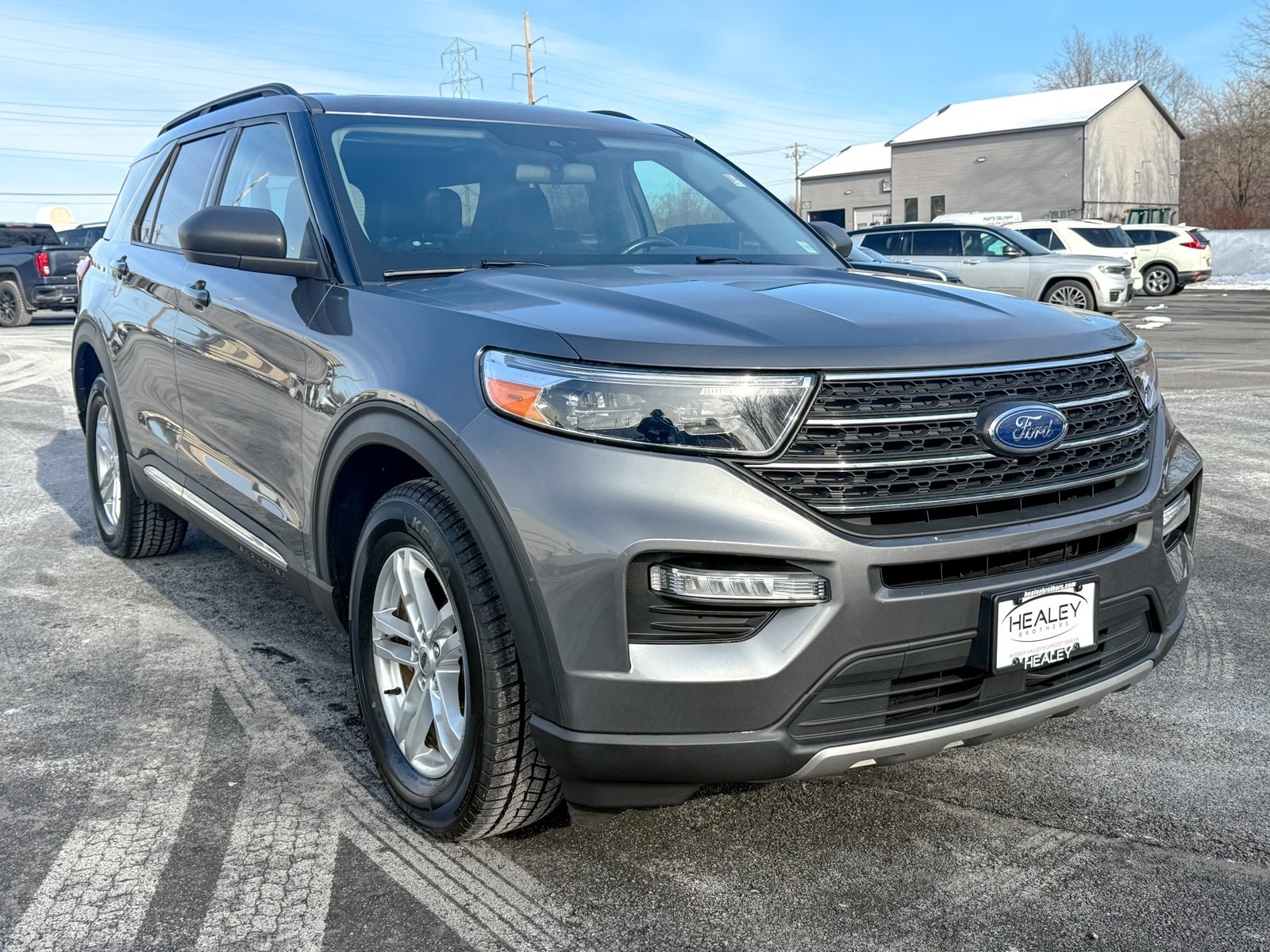 2022 Ford Explorer XLT's photo