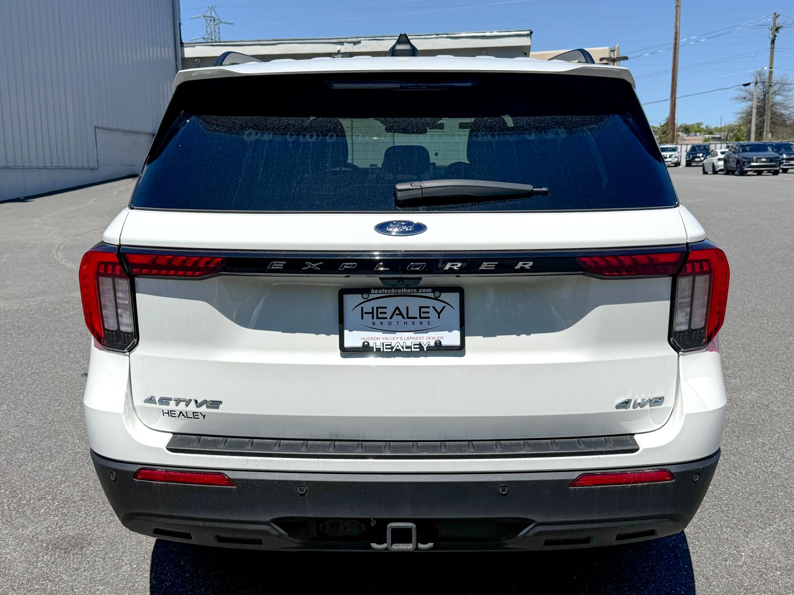 2025 Ford Explorer Active - Photo 6