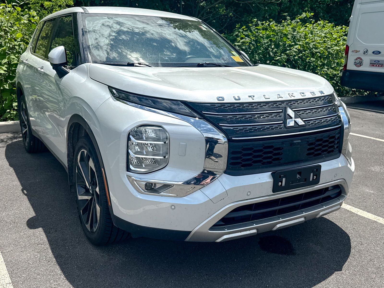 2023 Mitsubishi Outlander SE S-AWC's photo